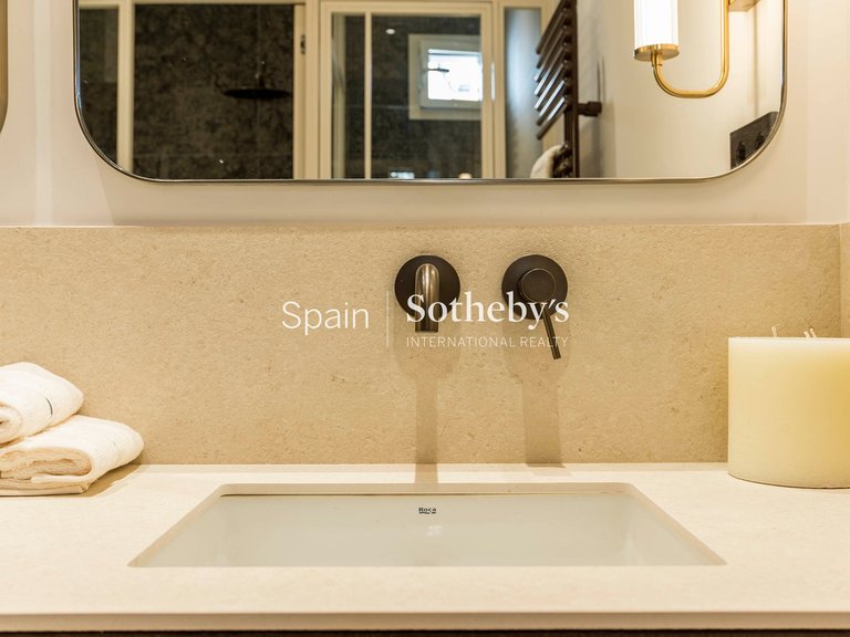 Apartment for Rent in Madrid, Madrid 19
