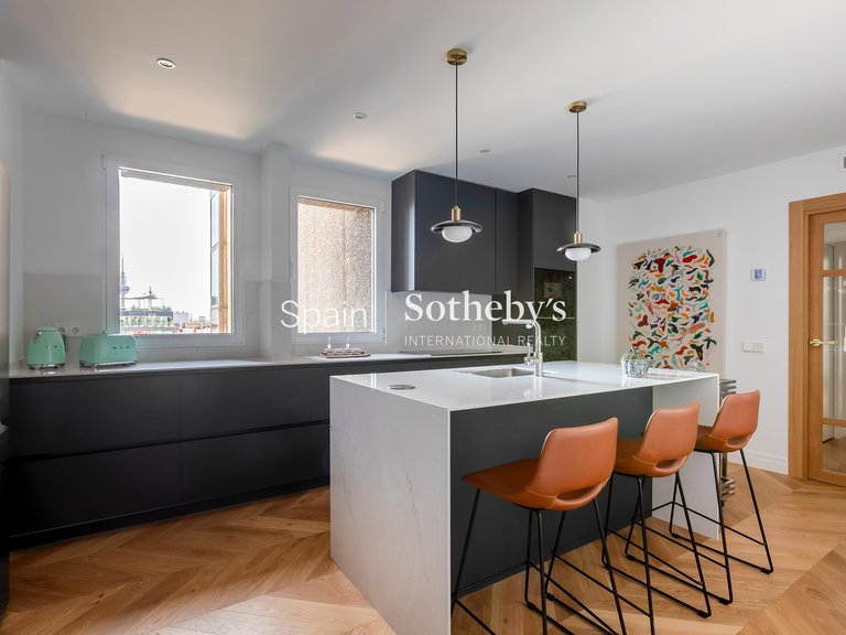 Apartment for Sale in Madrid, Madrid 8
