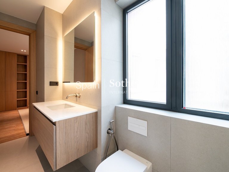 Apartment for Sale in Madrid, Madrid 14