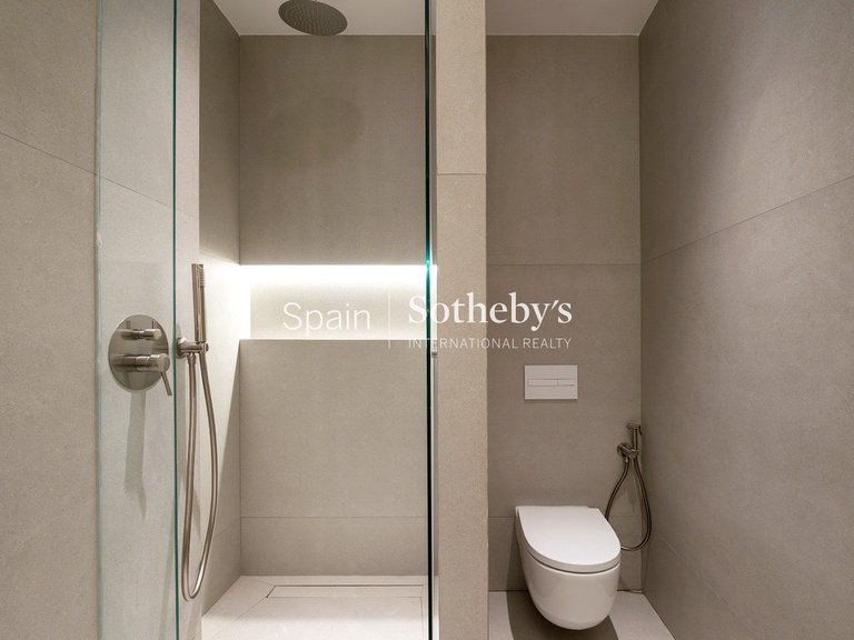 Apartment for Sale in Madrid, Madrid 23