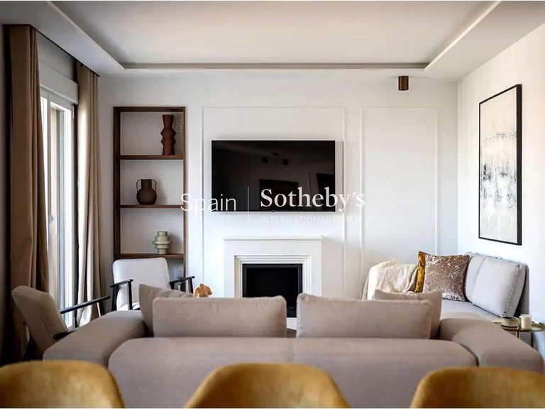 Apartment for Sale in Madrid, Madrid 5
