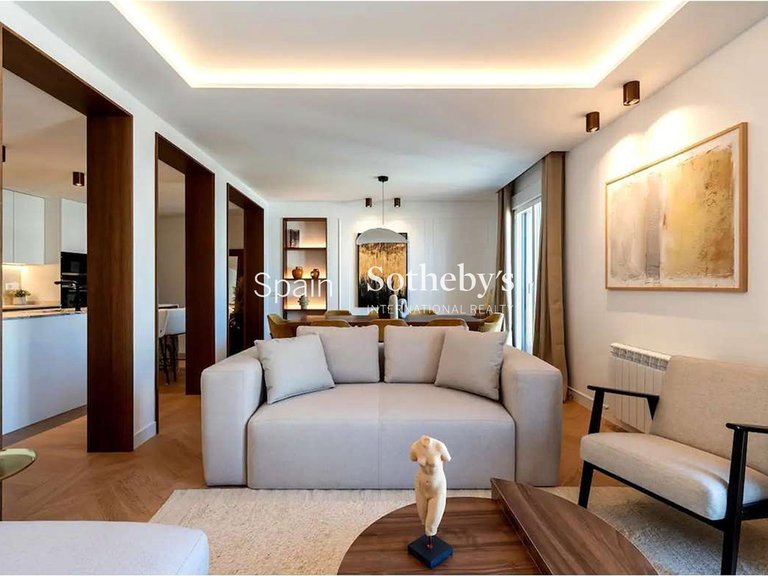 Apartment for Sale in Madrid, Madrid 2