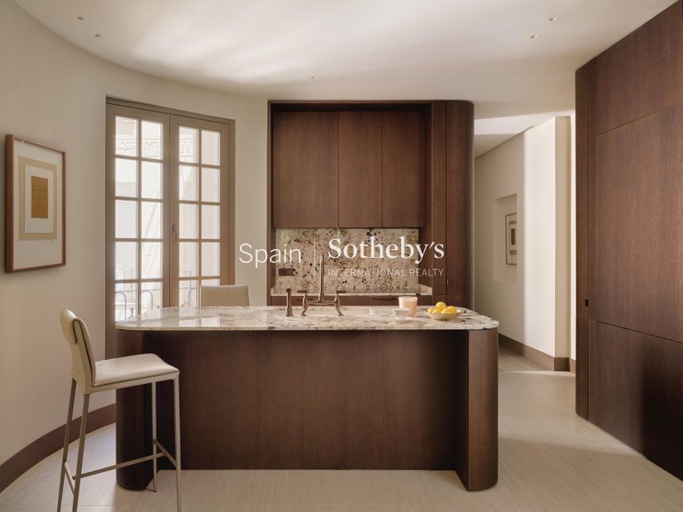 Apartment for Sale in Madrid, Madrid 6