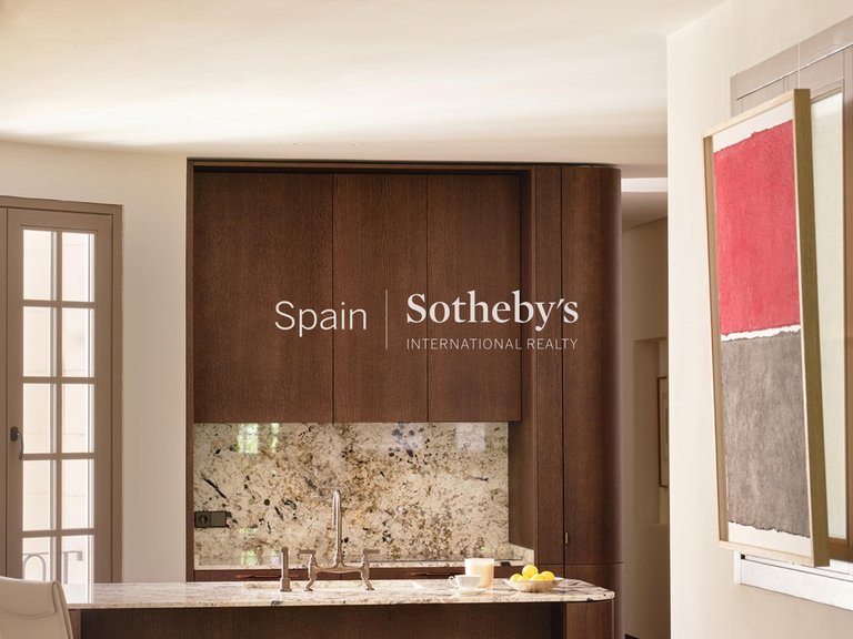 Apartment for Sale in Madrid, Madrid 8