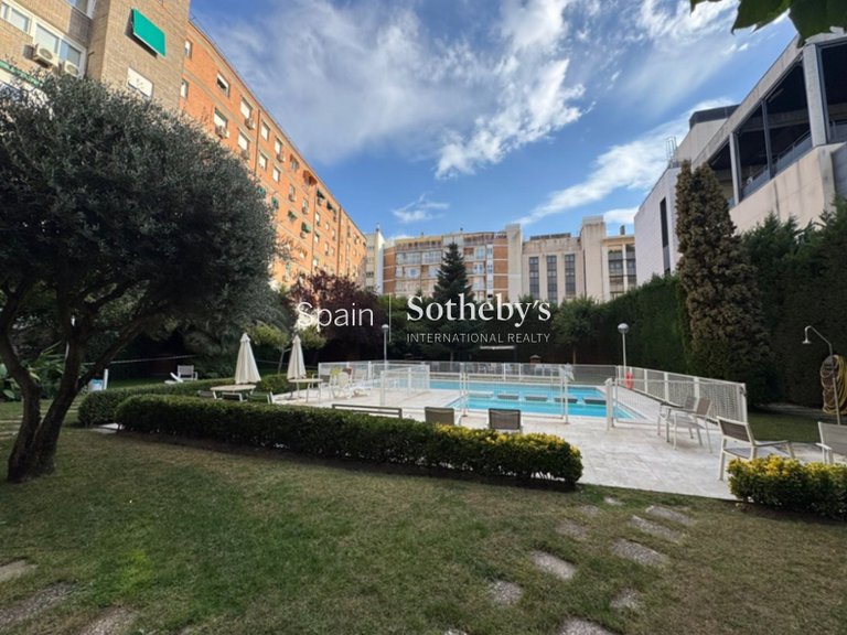 Apartment for Sale in Madrid, Madrid 8