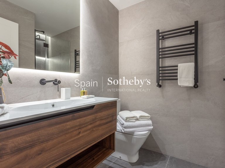 Apartment for Sale in Madrid, Madrid 38
