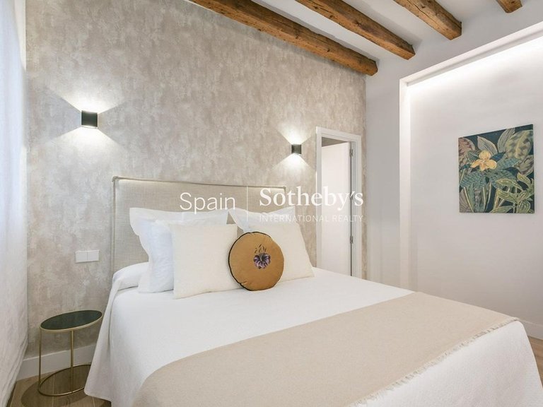 Apartment for Sale in Madrid, Madrid 17