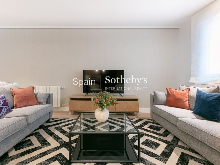 Apartment for Sale in Madrid, Madrid 4