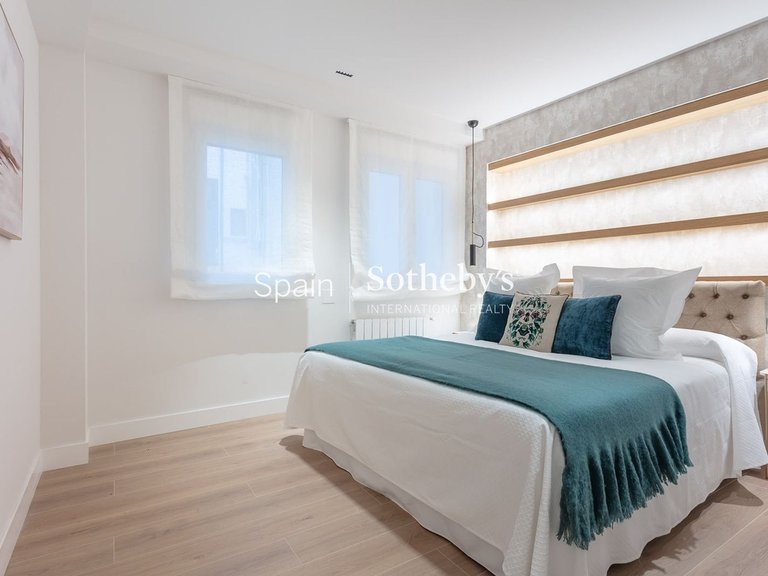 Apartment for Sale in Madrid, Madrid 8