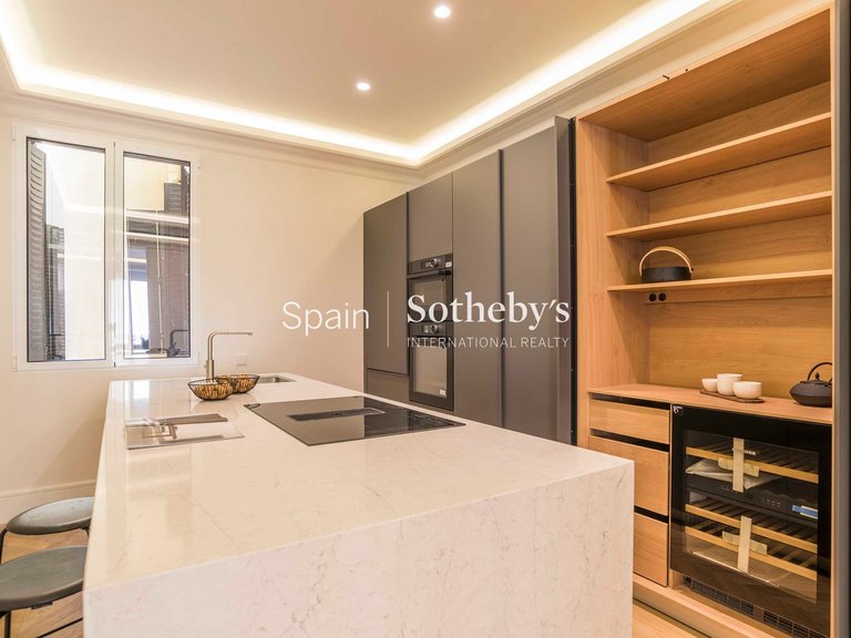 Apartment for Sale in Madrid, Madrid 13