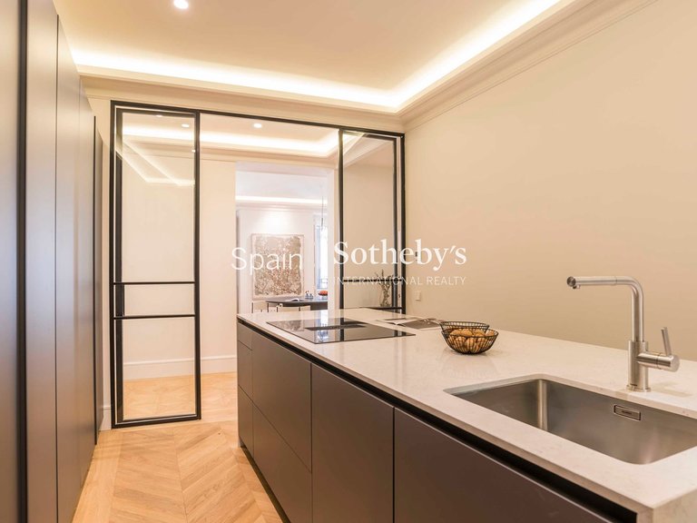 Apartment for Sale in Madrid, Madrid 12