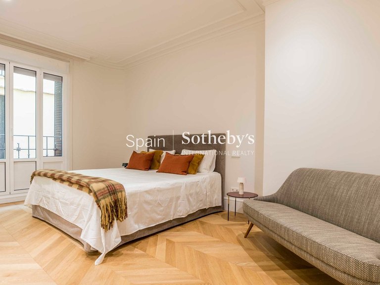 Apartment for Sale in Madrid, Madrid 17