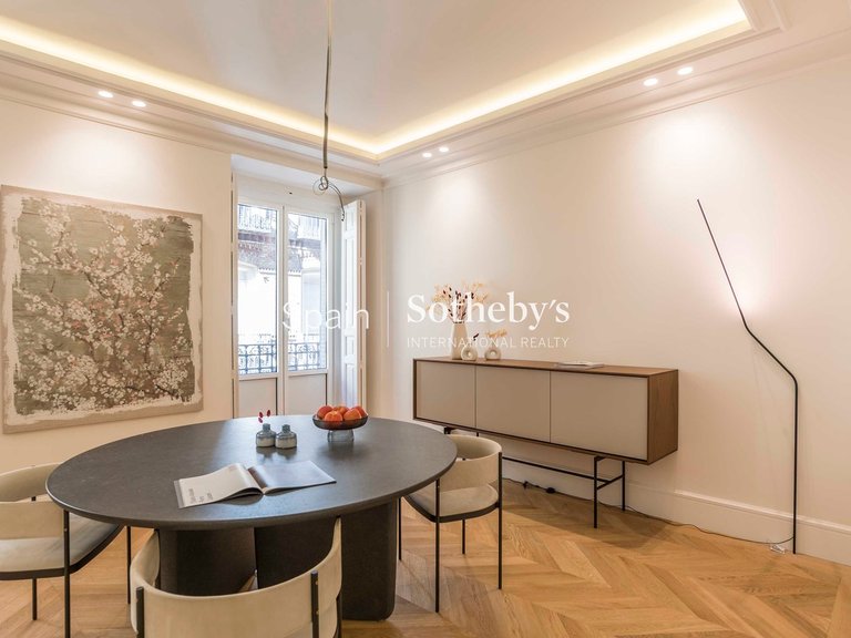 Apartment for Sale in Madrid, Madrid 6