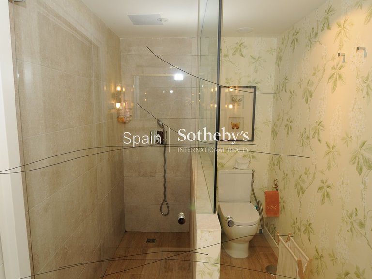Apartment for Sale in Madrid, Madrid 12