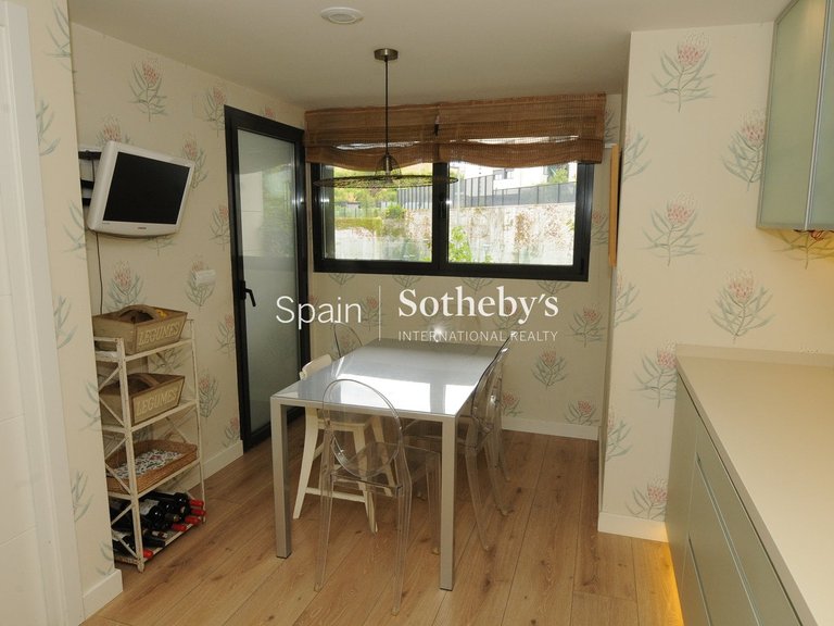 Apartment for Sale in Madrid, Madrid 5