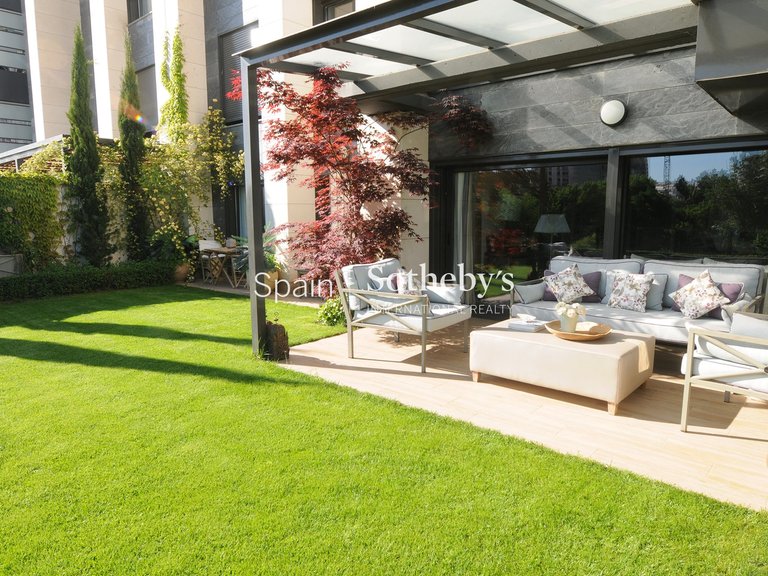 Apartment for Sale in Madrid, Madrid 52