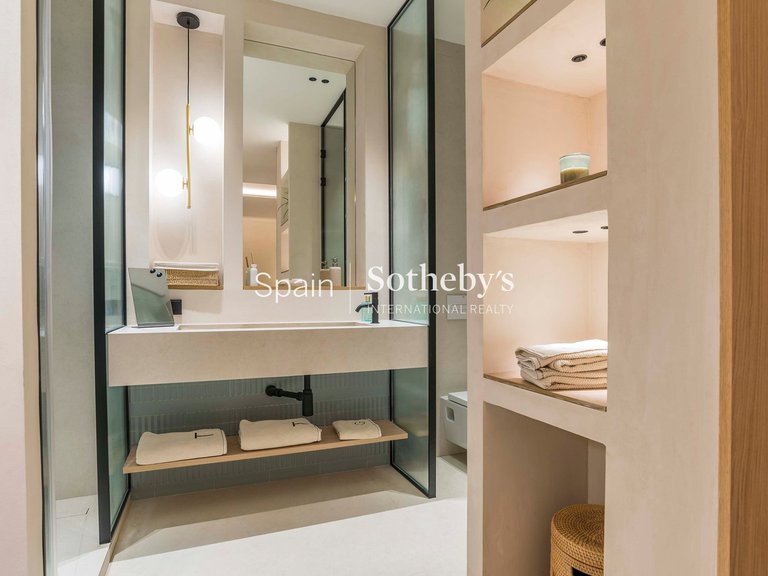 Apartment for Sale in Madrid, Madrid 25