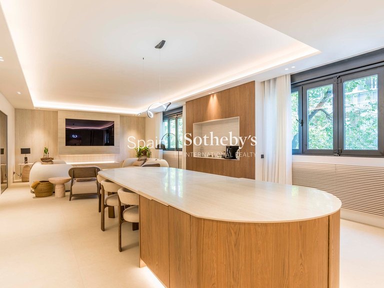 Apartment for Sale in Madrid, Madrid 13
