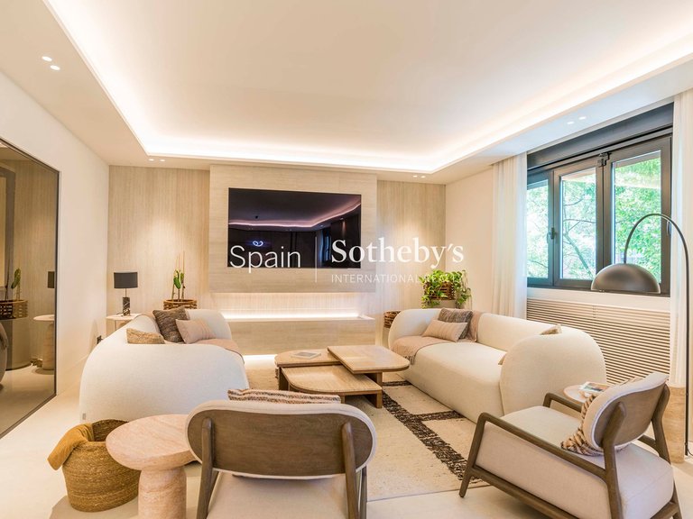 Apartment for Sale in Madrid, Madrid 6