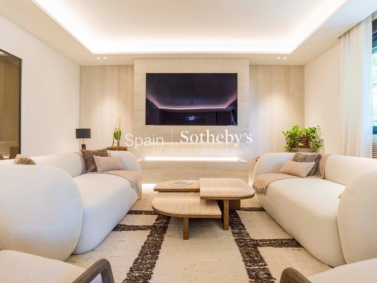 Apartment for Sale in Madrid, Madrid 4