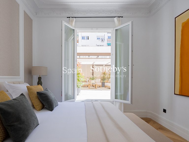 Apartment for Sale in Madrid, Madrid 17