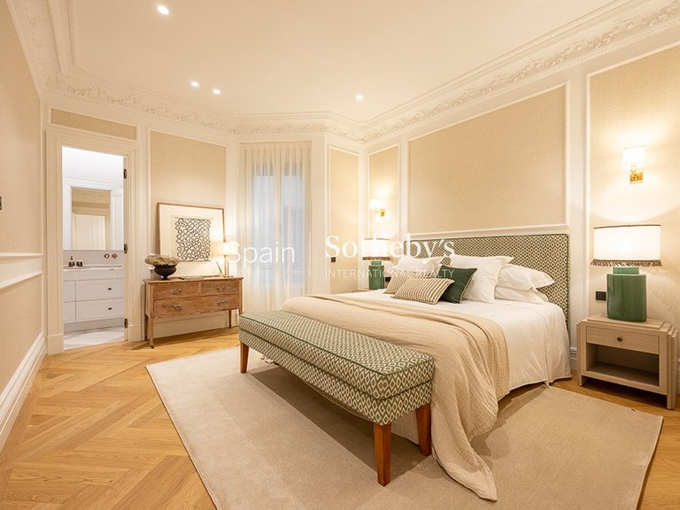 Apartment for Sale in Madrid, Madrid 12