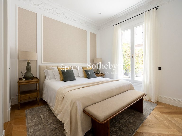 Apartment for Sale in Madrid, Madrid 16