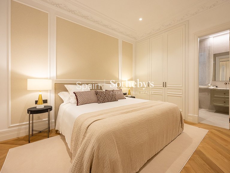 Apartment for Sale in Madrid, Madrid 21