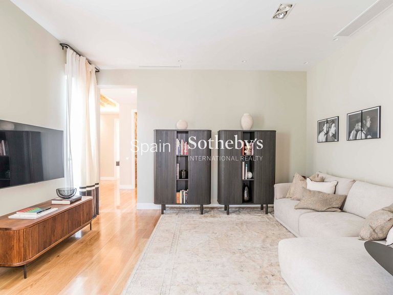 Apartment for Sale in Madrid, Madrid 32