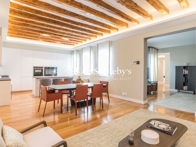 Apartment for Sale in Madrid, Madrid 2