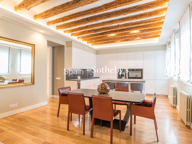 Apartment for Sale in Madrid, Madrid 17