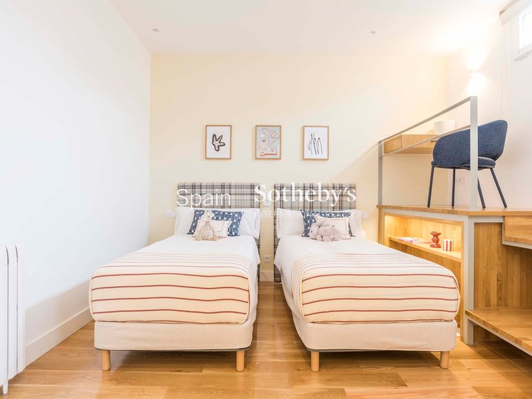 Apartment for Sale in Madrid, Madrid 27
