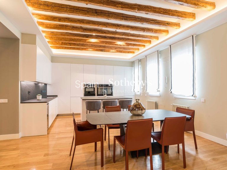 Apartment for Sale in Madrid, Madrid 12