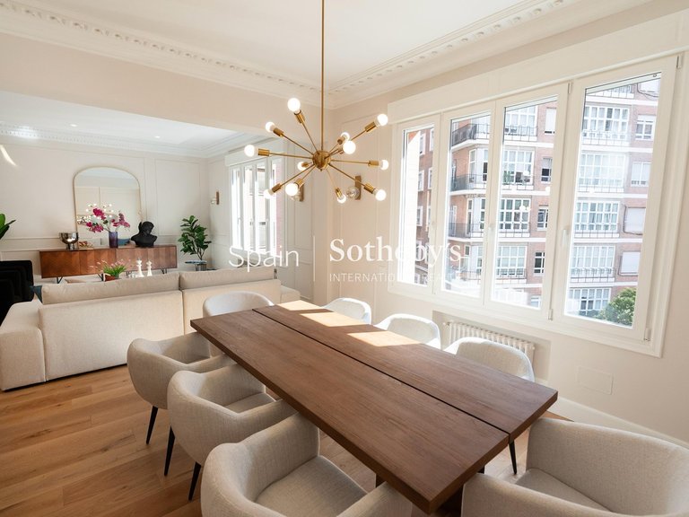 Apartment for Sale in Madrid, Madrid 5