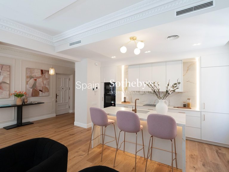 Apartment for Sale in Madrid, Madrid 8