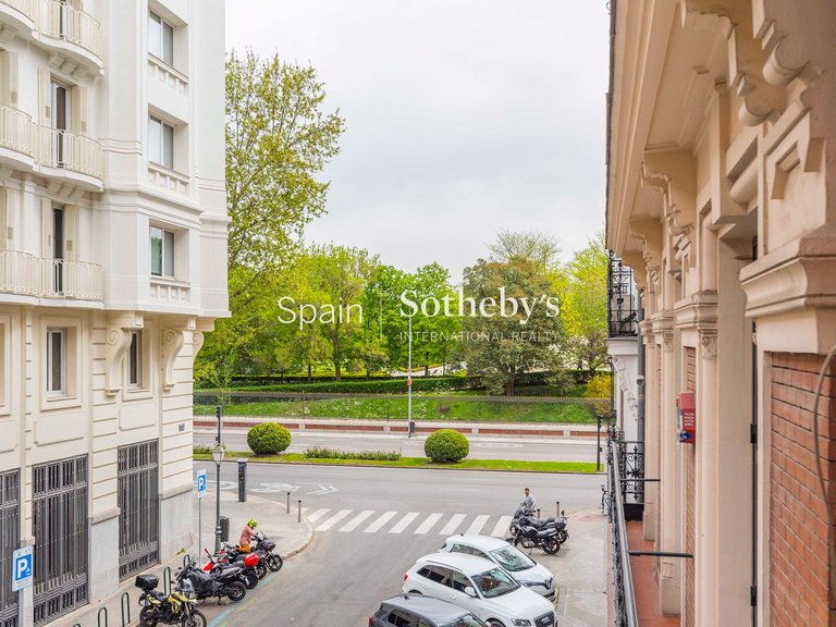 Apartment for Sale in Madrid, Madrid 37