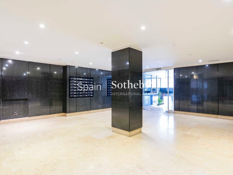 Apartment for Sale in Madrid, Madrid 40