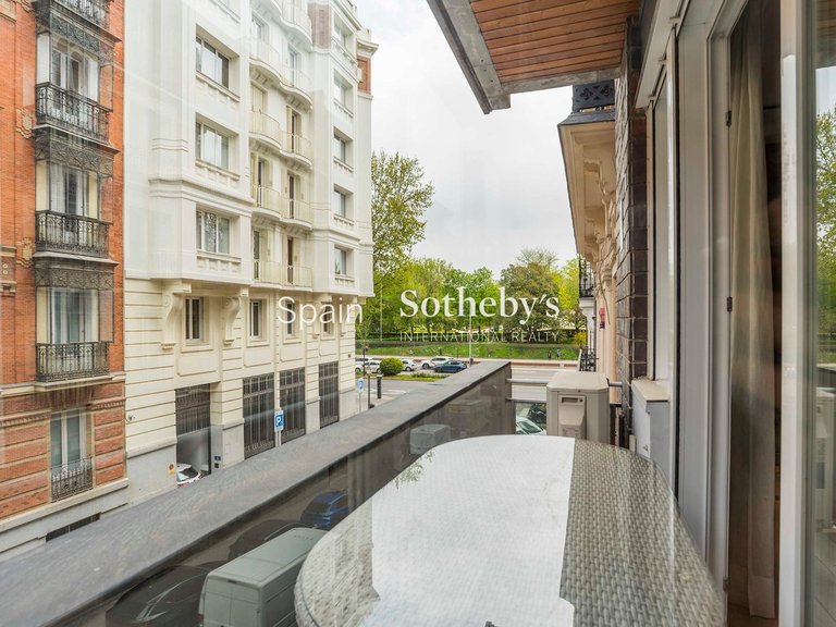 Apartment for Sale in Madrid, Madrid 6