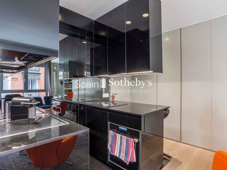 Apartment for Sale in Madrid, Madrid 14