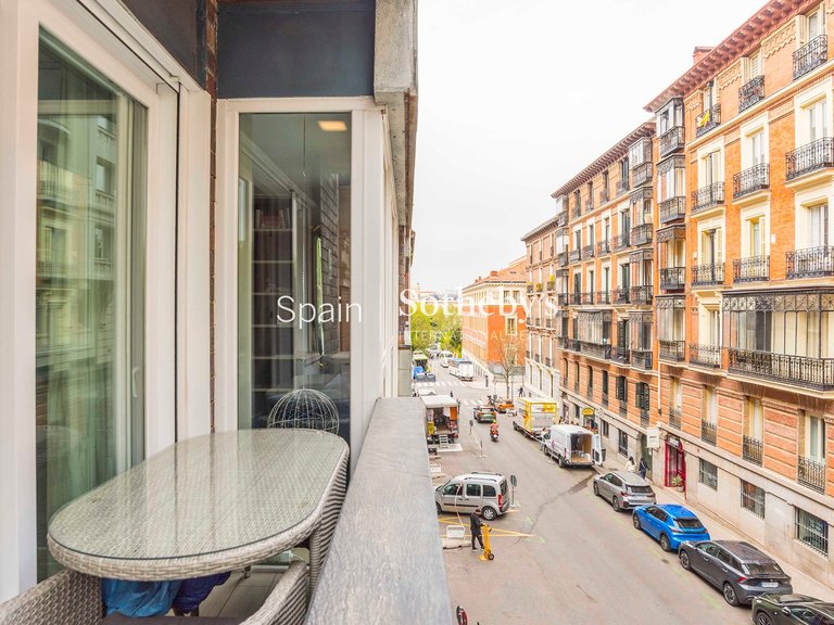 Apartment for Sale in Madrid, Madrid 35