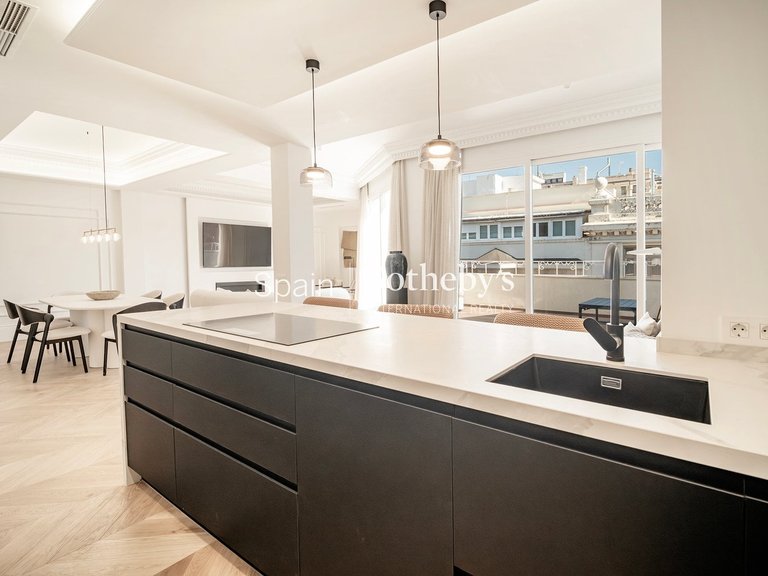 Apartment for Sale in Madrid, Madrid 12