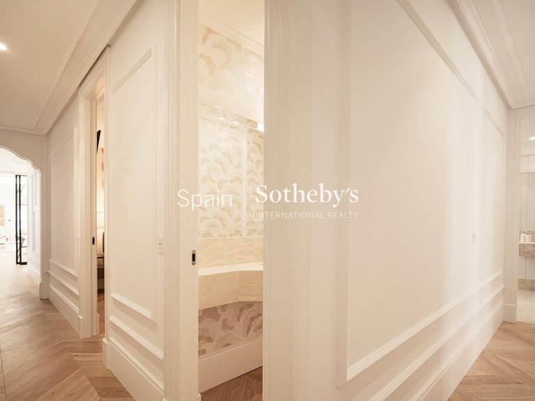 Apartment for Sale in Madrid, Madrid 34