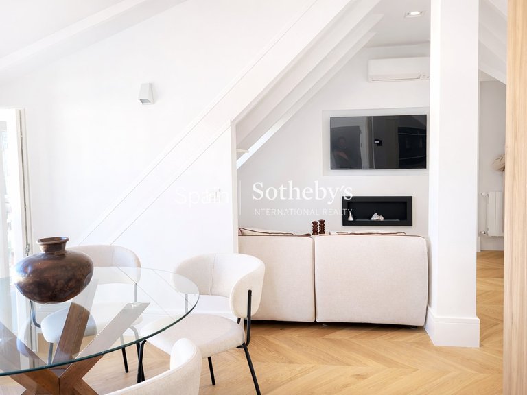 Apartment for Sale in Madrid, Madrid 5