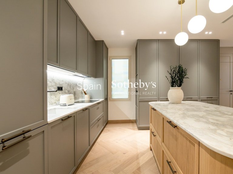 Apartment for Sale in Madrid, Madrid 10