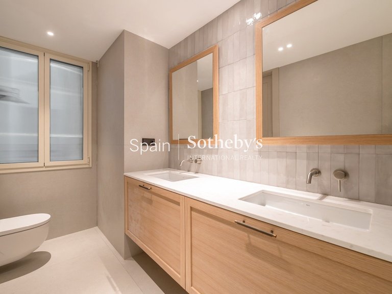 Apartment for Sale in Madrid, Madrid 20