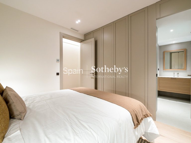 Apartment for Sale in Madrid, Madrid 19