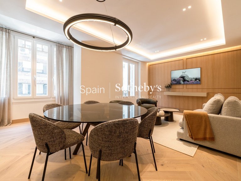 Apartment for Sale in Madrid, Madrid 2