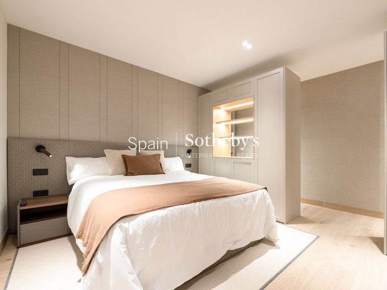 Apartment for Sale in Madrid, Madrid 14