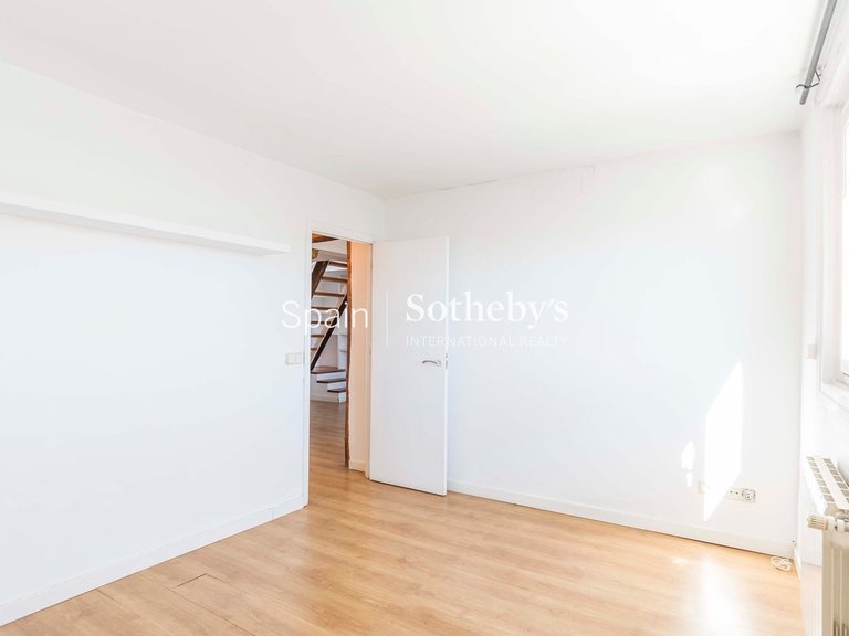 Penthouse for Sale in Madrid, Madrid 33
