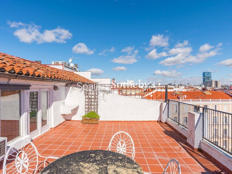 Penthouse for Sale in Madrid, Madrid 17